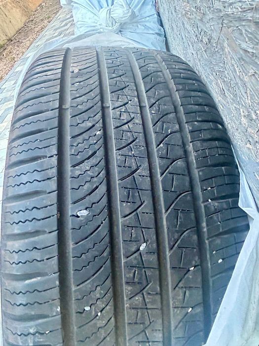 Продам летние резины Pirelli