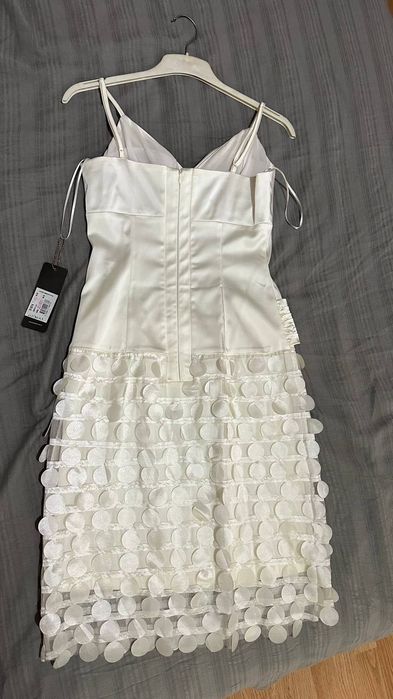 Продам новое платье