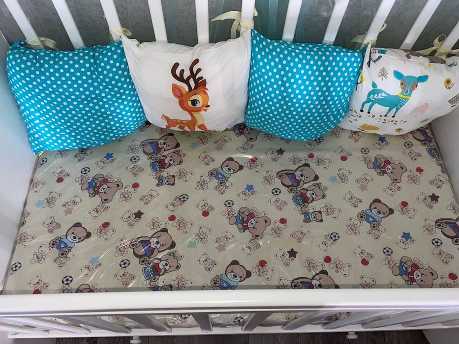 Продам детскую кроватку