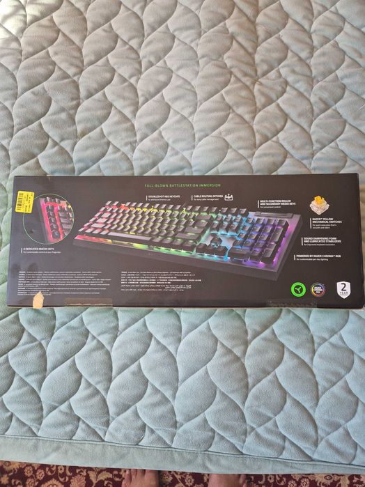 Tastatura gaming Razen Blackwindow X v4 - taste galbene - mecanica