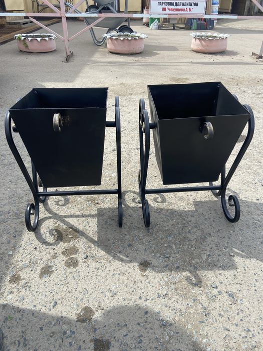 Продам новые урно