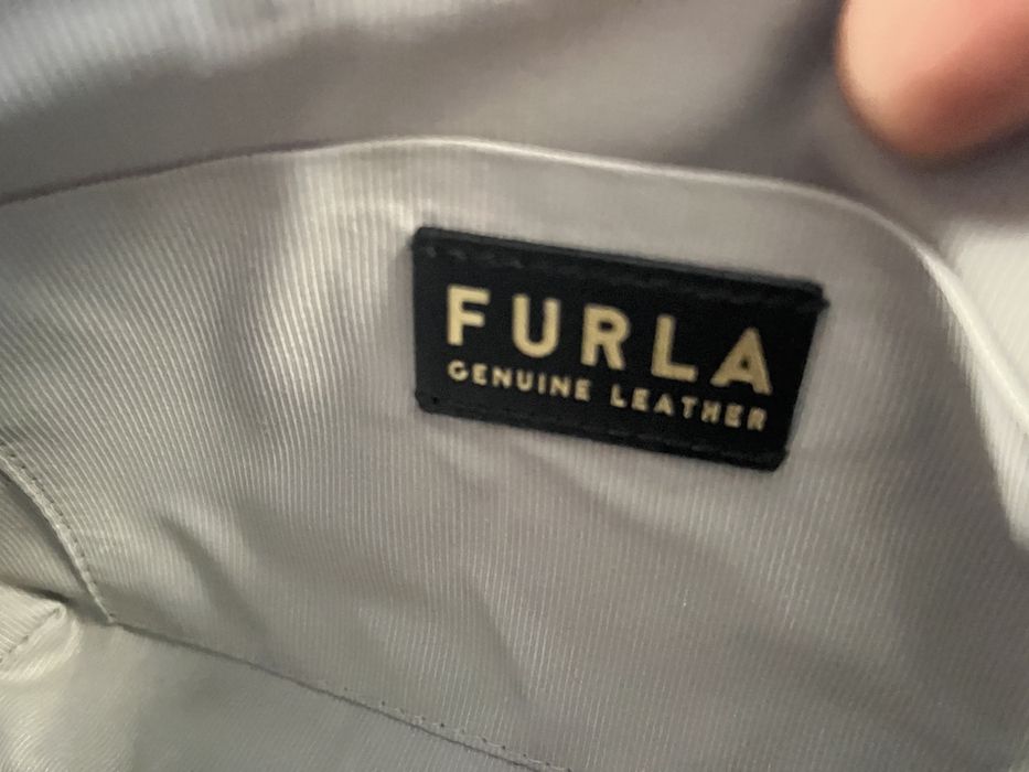 Furla Atena в три цвята. Черна,червена и бежова.100%ориг,сериен номер