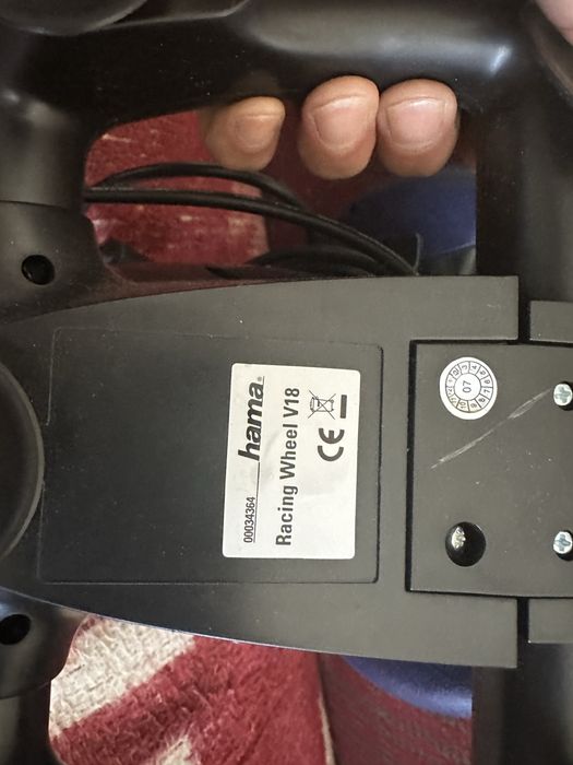 Volan si pedale pentru Playstation 2