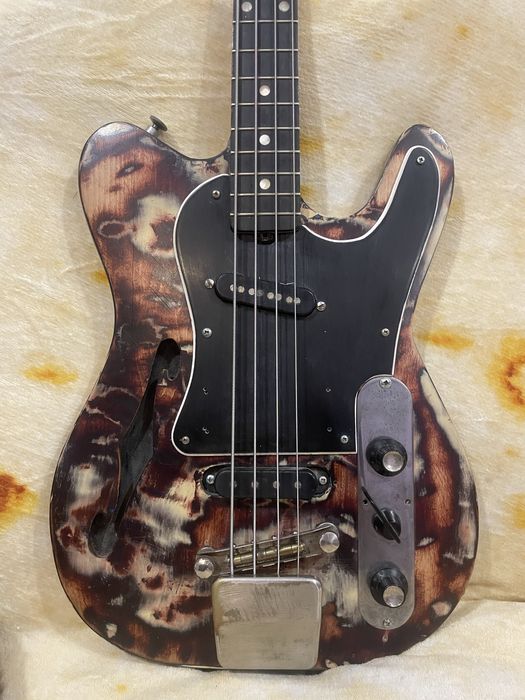 Jolana iris bass