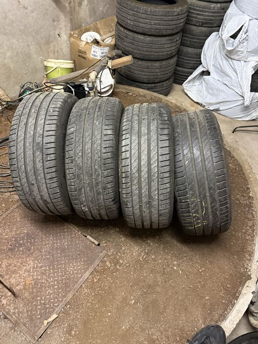 летни гуми 235/45/18