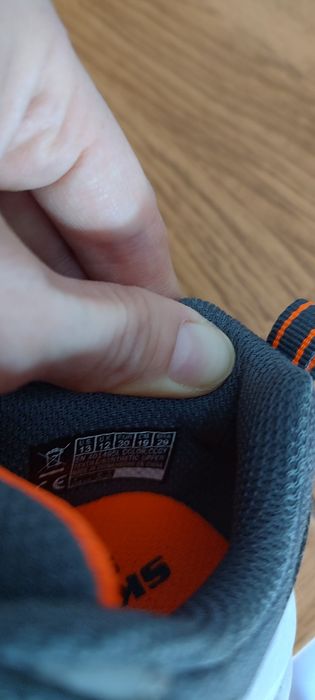 Skechers mărimea 30