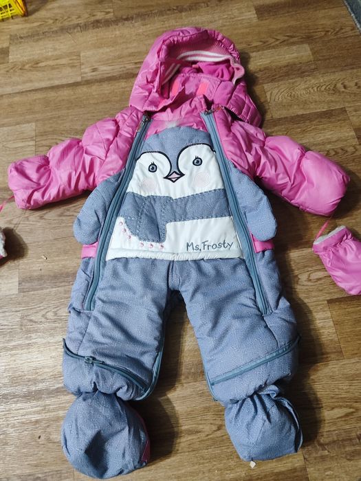 Продам комбинезон трансформер для девочки