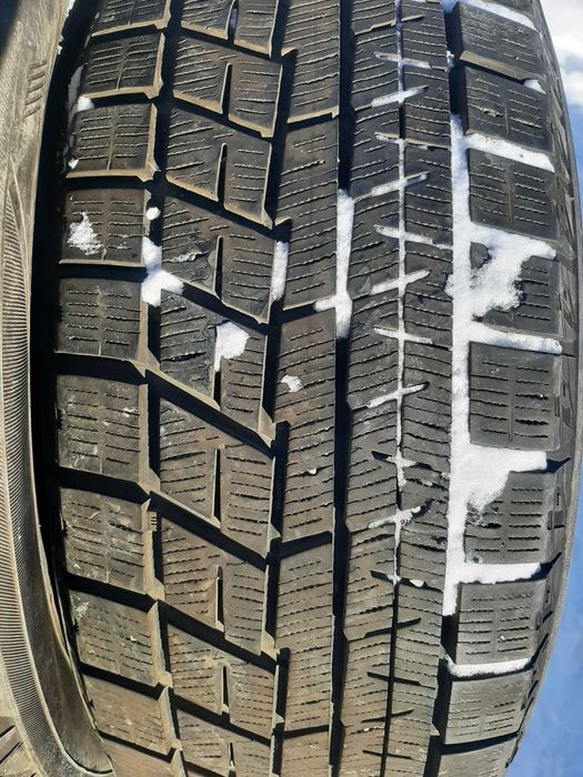 Продам шины 215/60/16 якогама