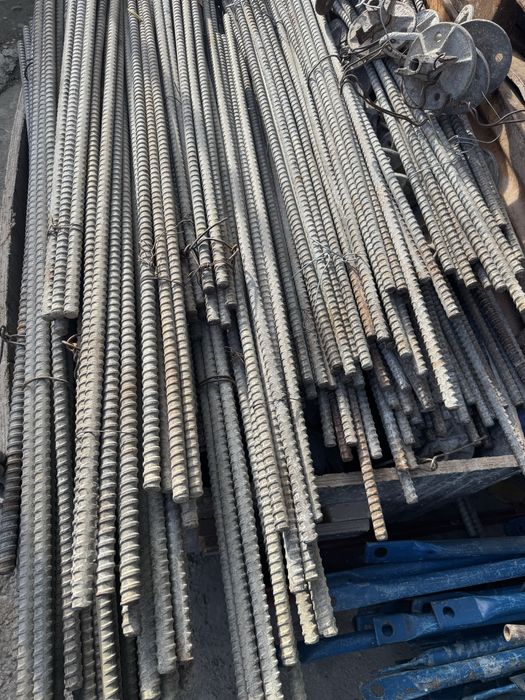 Vand piulite tip fluture tirant