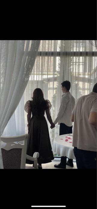 Вечернее коричневое платье