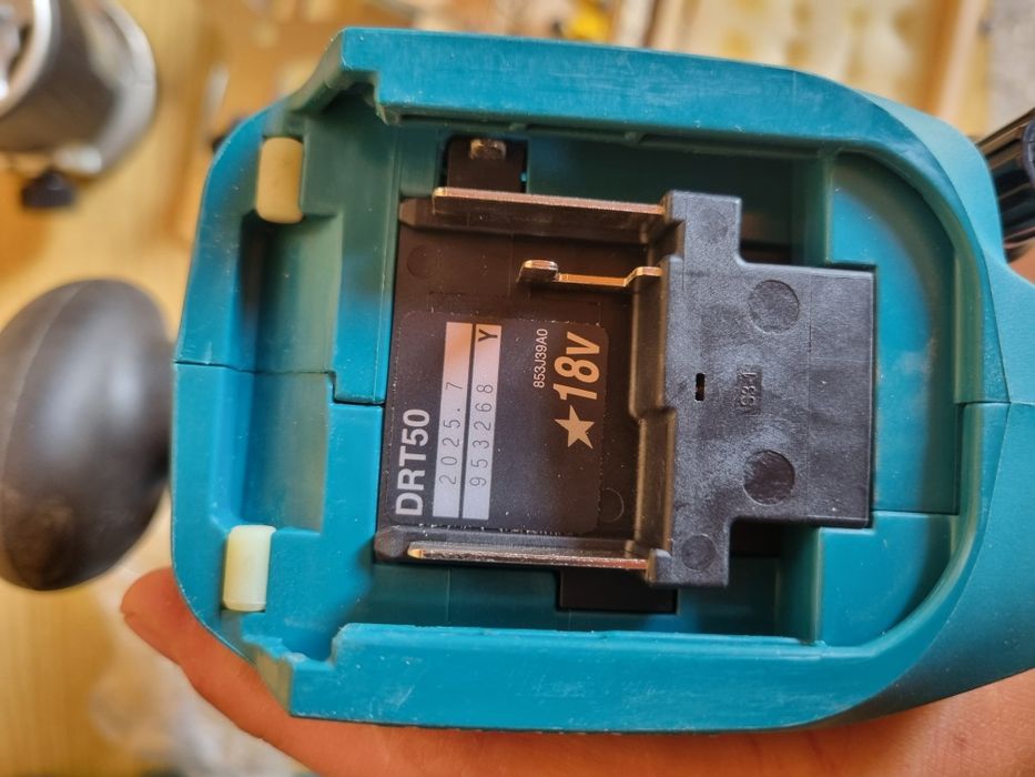 Freza makita DRT 50