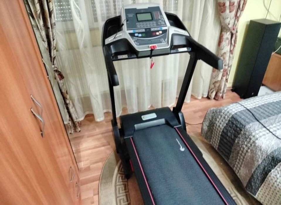 Banda alergare Fittronic D100