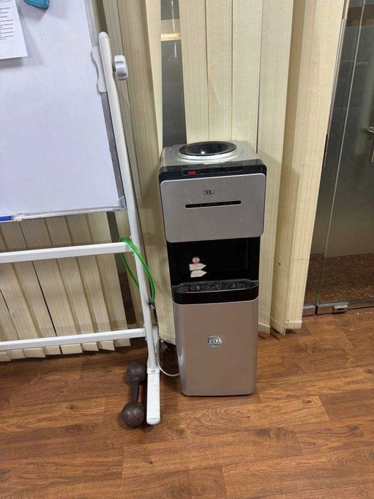 Пылесос ва Куллер сотилади