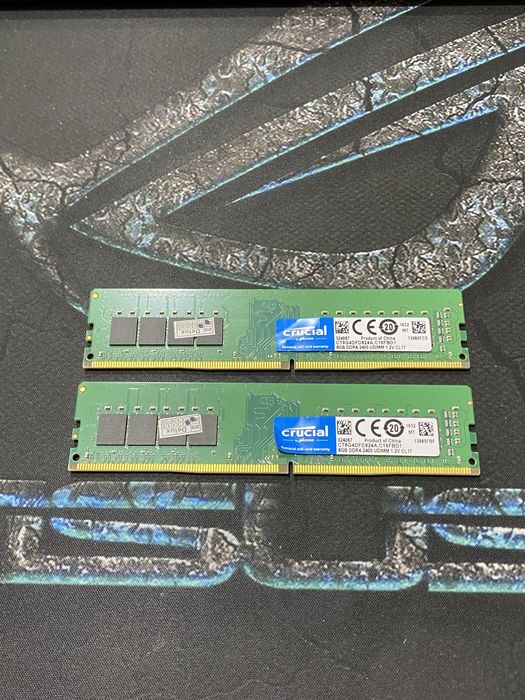 Crucial DDR4 2400 8GBx2