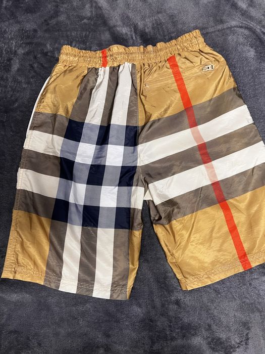 Șort de baie Burberry nou