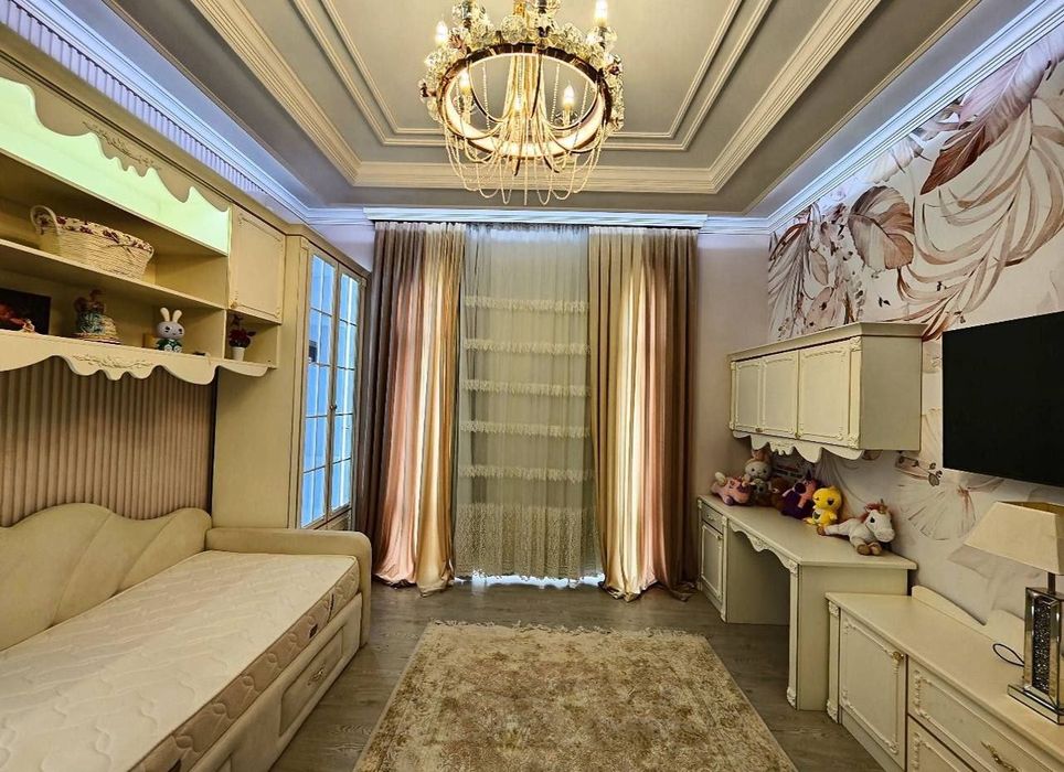 Продается Евро Дом на Центре Луначарского