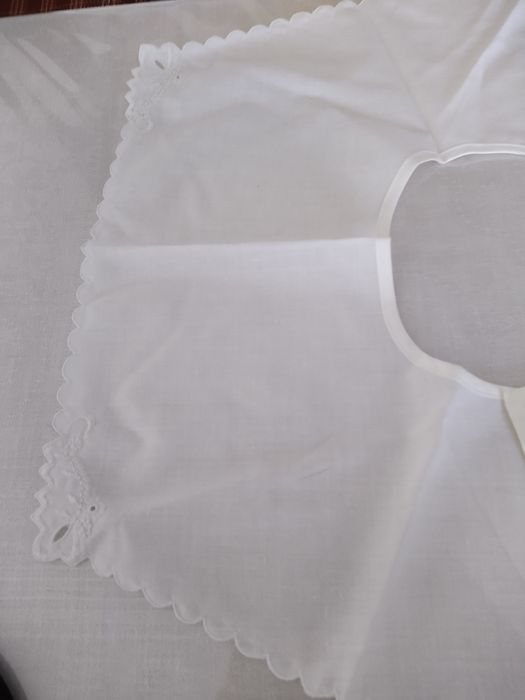 Воротник женский вышитый