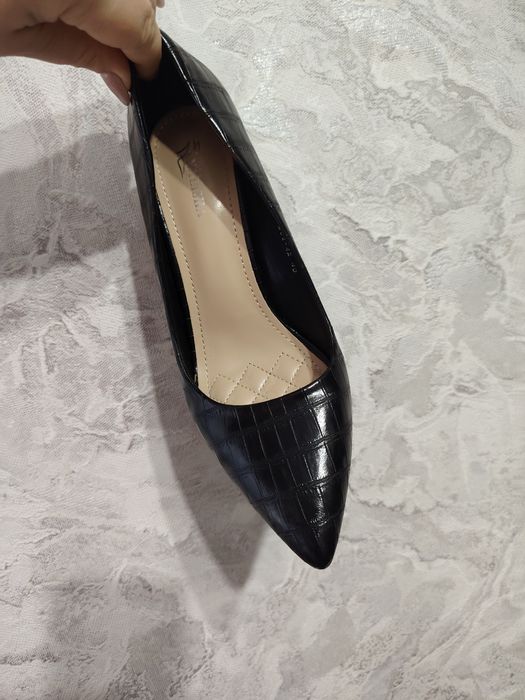Продам туфли 38-39