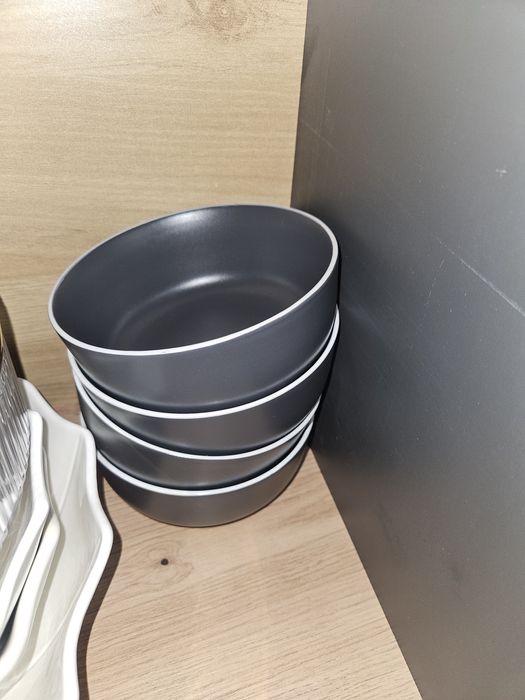 Комплет чинии и купи