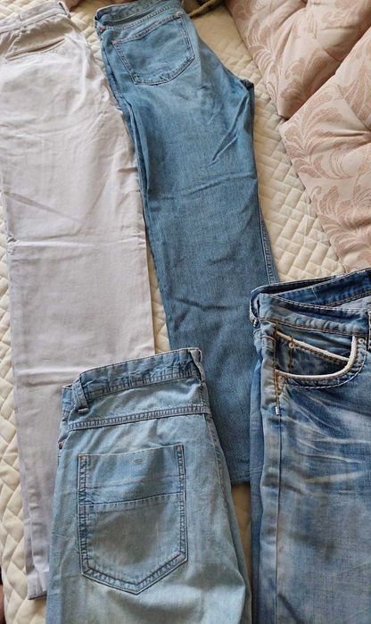 Продам Джинсы мужские