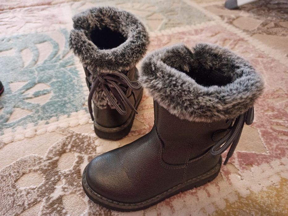 Детски боти и ботуши 25-27 номер