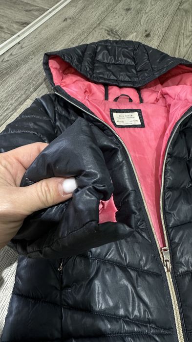 Zara куртка для девочки 128
