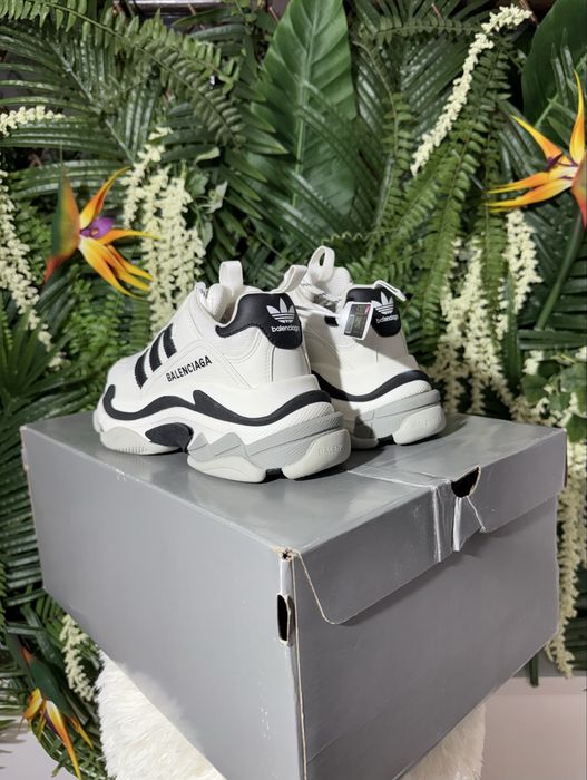 Balenciaga x Adidas Triple S White Black