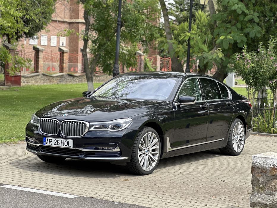 Bmw 750i  Individuală x-drive -2017 masina peorsnala