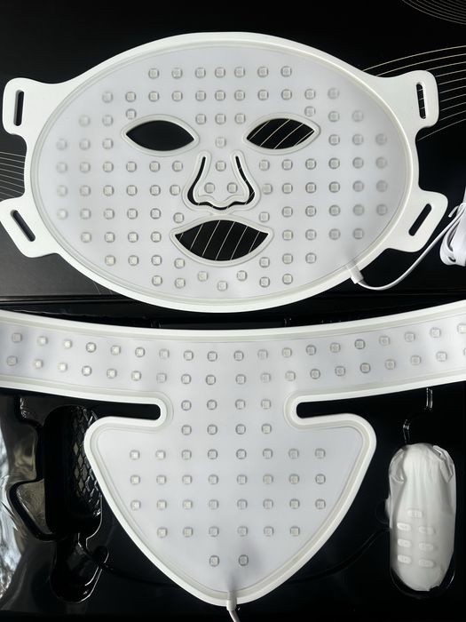Phototherapy mask