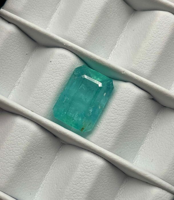Естествен Смарагд (Изумруд) 6.81 ct с IGI Сертификат
