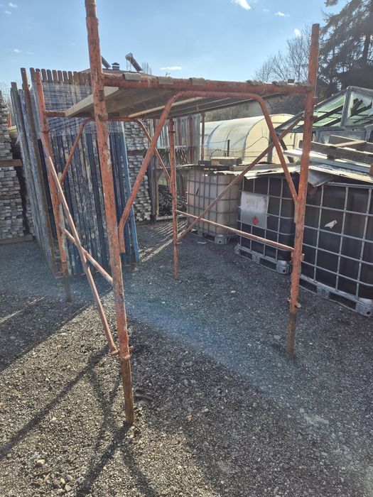 Продавам фасадно скеле 50кв 125.широко