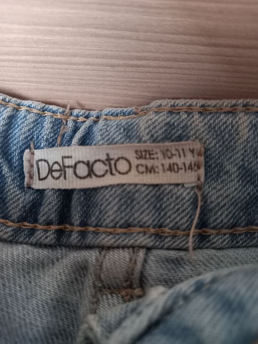 Детские  джинсы.