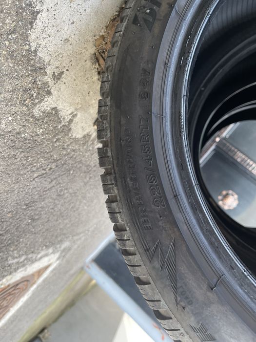 Anvelope 225/45 R17 Bridgestone Blizzak LM005 Runflat