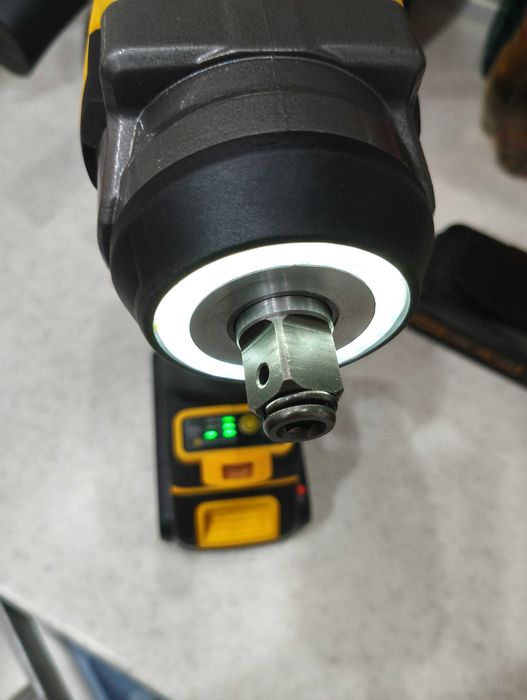 Ударен безчетков гайковер за Dewalt батерия
