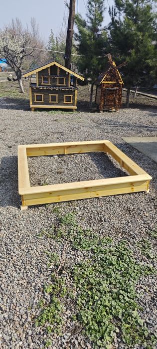 Песочницы из дерева.