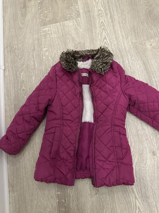 Весенние куртки по 3000