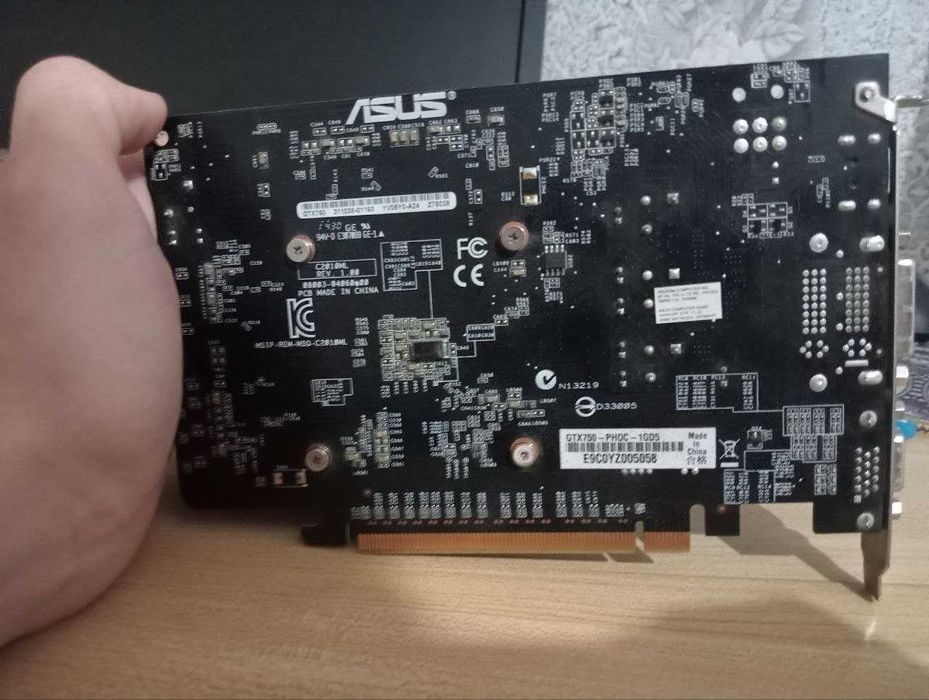 Срочно продам GTX 750 1gb