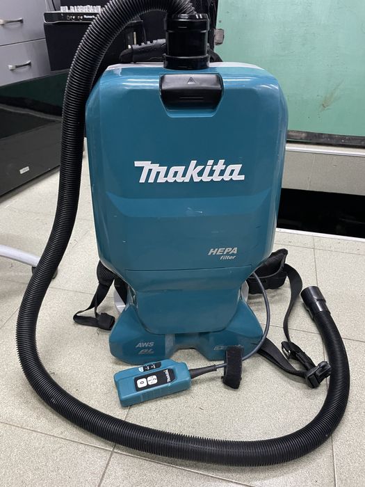 Гръбна безчеткова 36V прахосмукачка MAKITA DVC 665