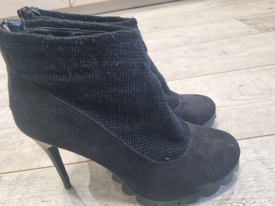 Дамски обувки номер 38