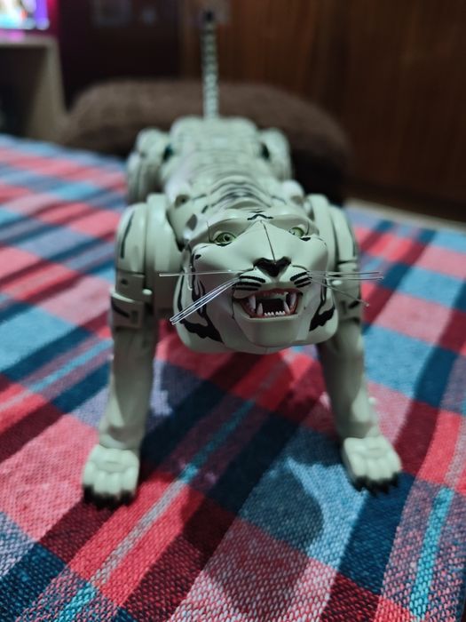 KO MP 50 Tigertron/ Трансформърс фигура Тигъртрон