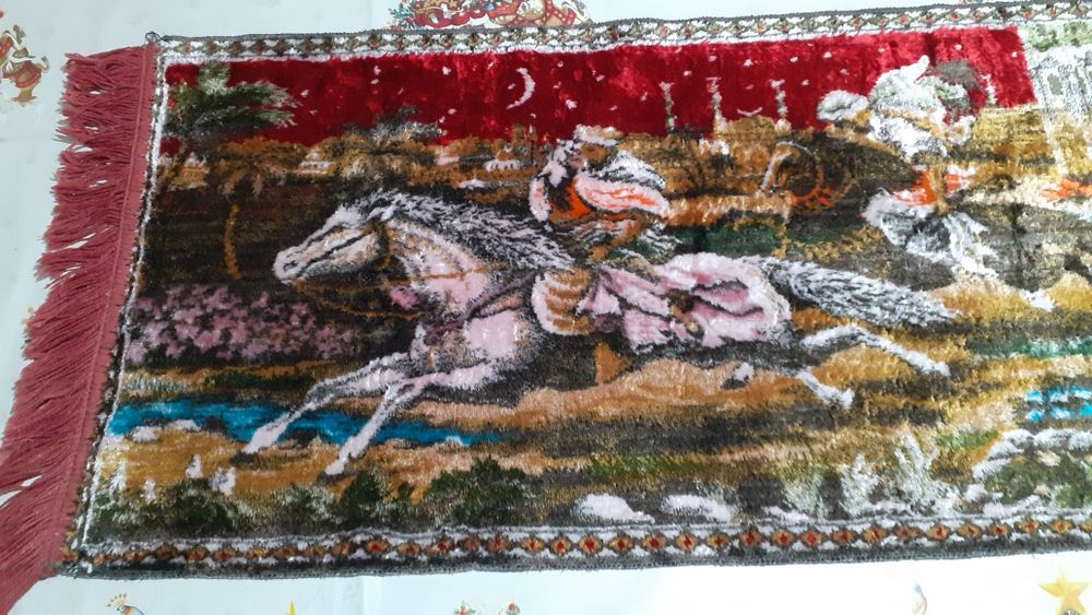 Carpetă cu răpirea din Saray,și altele