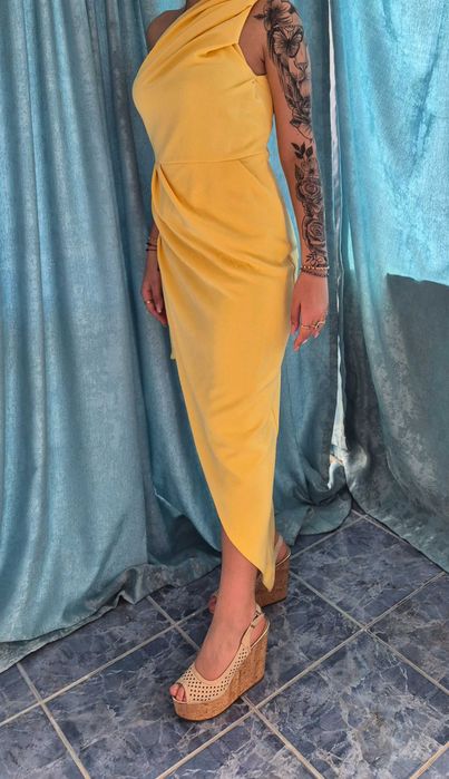 Rochie eleganta.