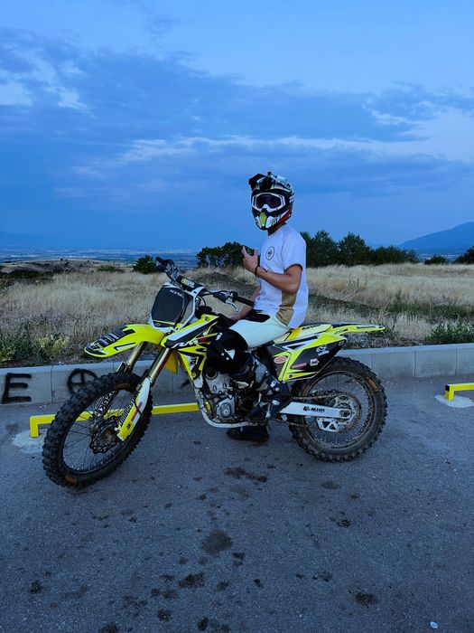 suzuki rmz250 2009