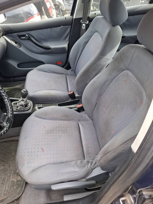 Seat Toledo 2002 година 1.6 бензин, на части