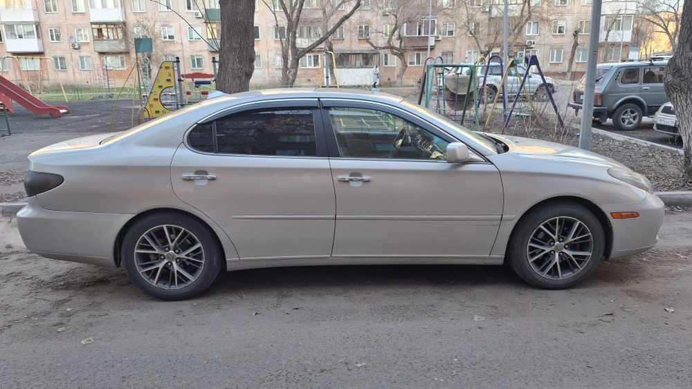 Продам Лексус ес 300
