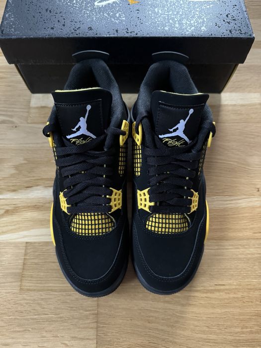 Air Jordan 4 Yellow Thunder 42