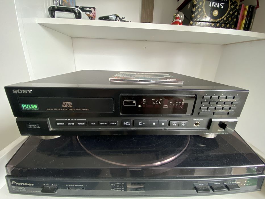 Sony cd palyer cdp-m44