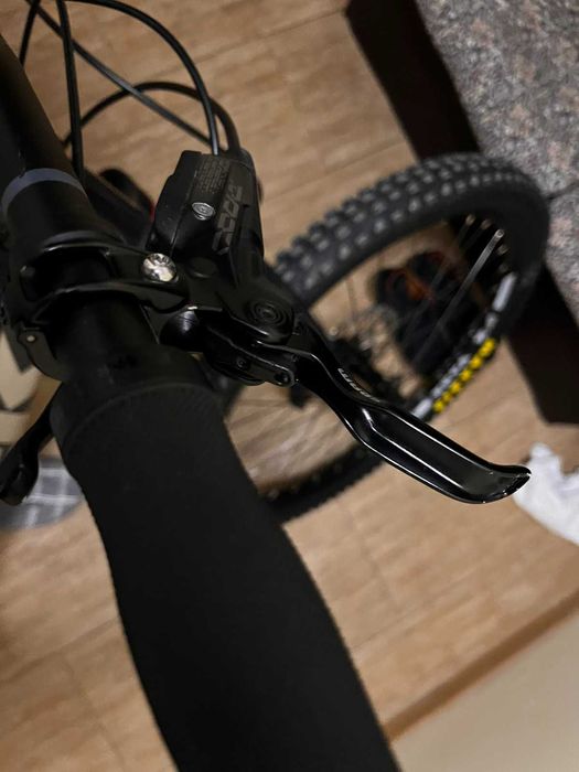 Спирачки sram code R за планински  велосипед