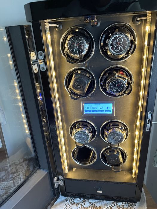 Vand dulap. Watch winder