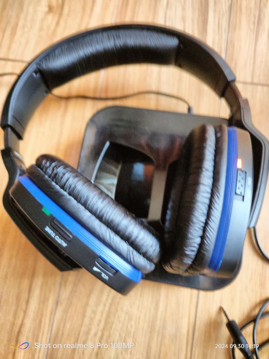 Căști Thomson fara fir cu doc..